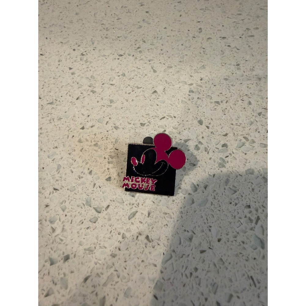 Disney Mickey Mouse Expressions Smiling Pink Mystery Trading Pin